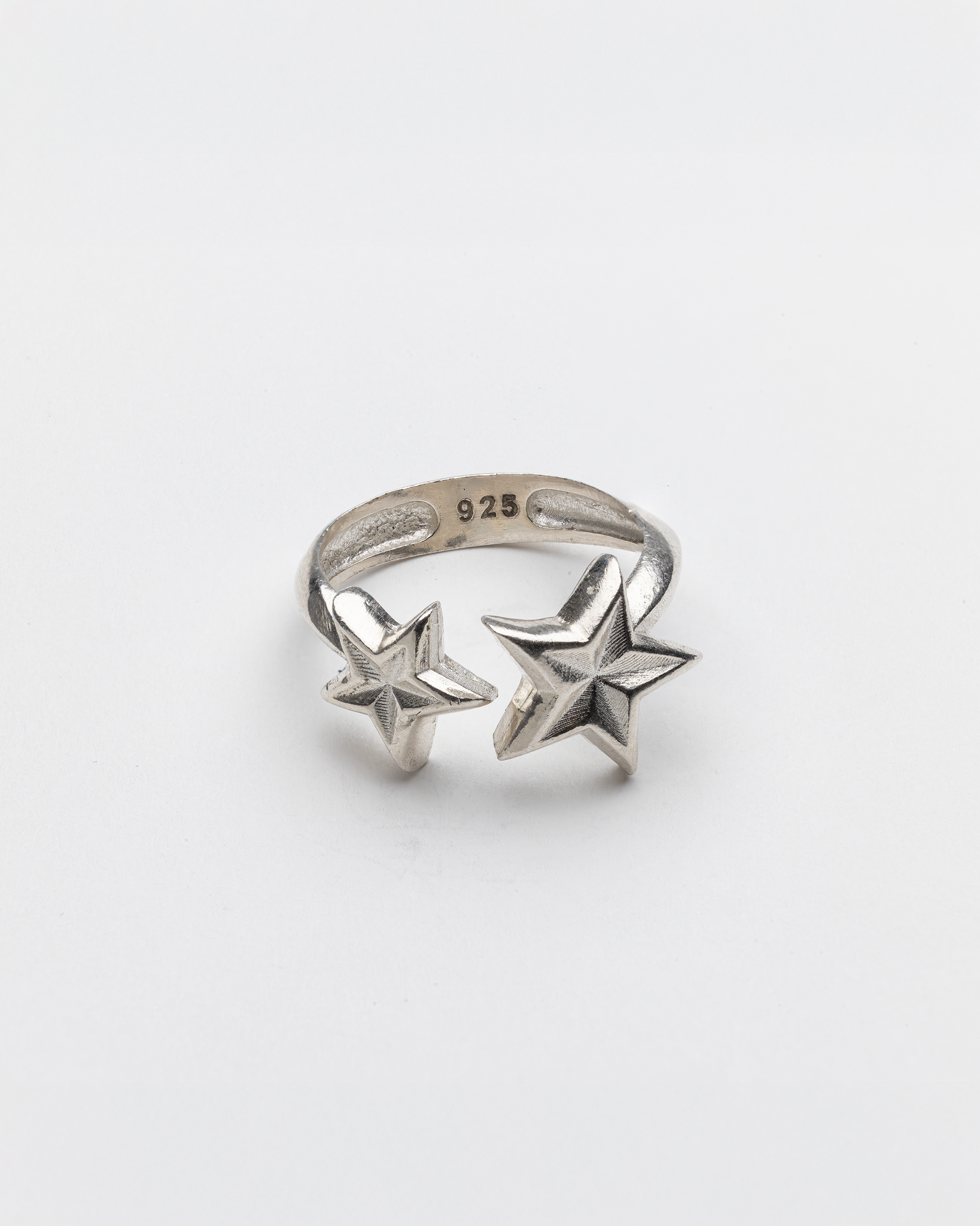 SWEEPING STAR RING