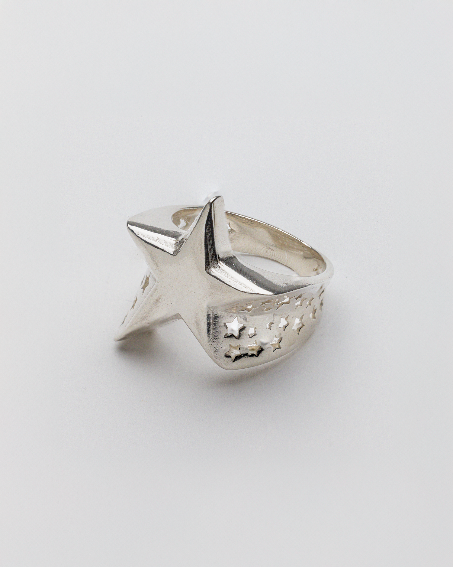 STAR SIGNET RING