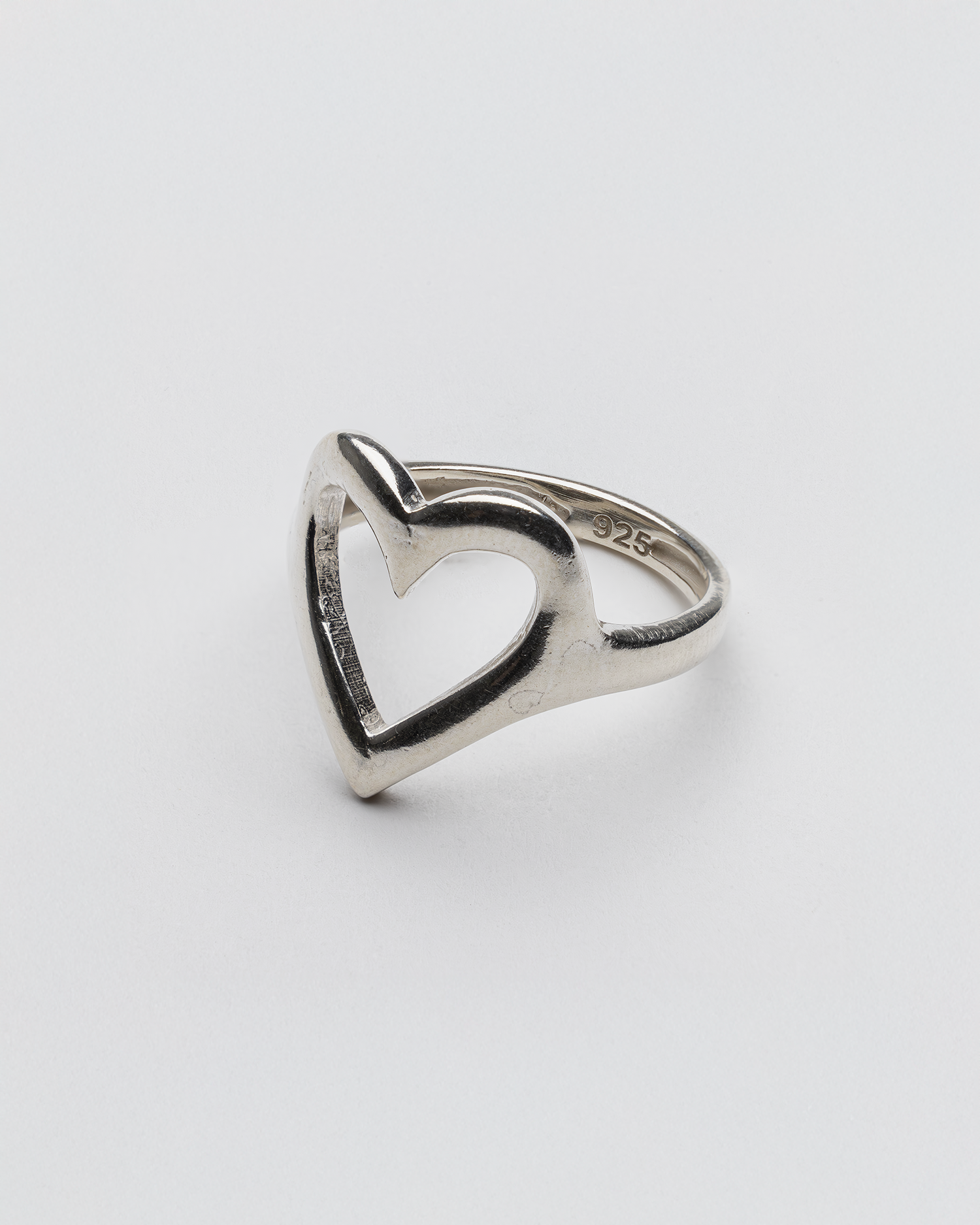 HEART RING