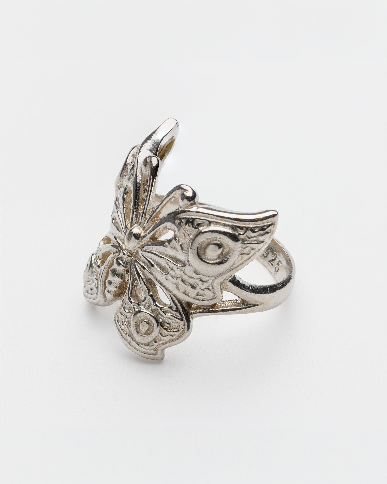 BUTTERFLY RING
