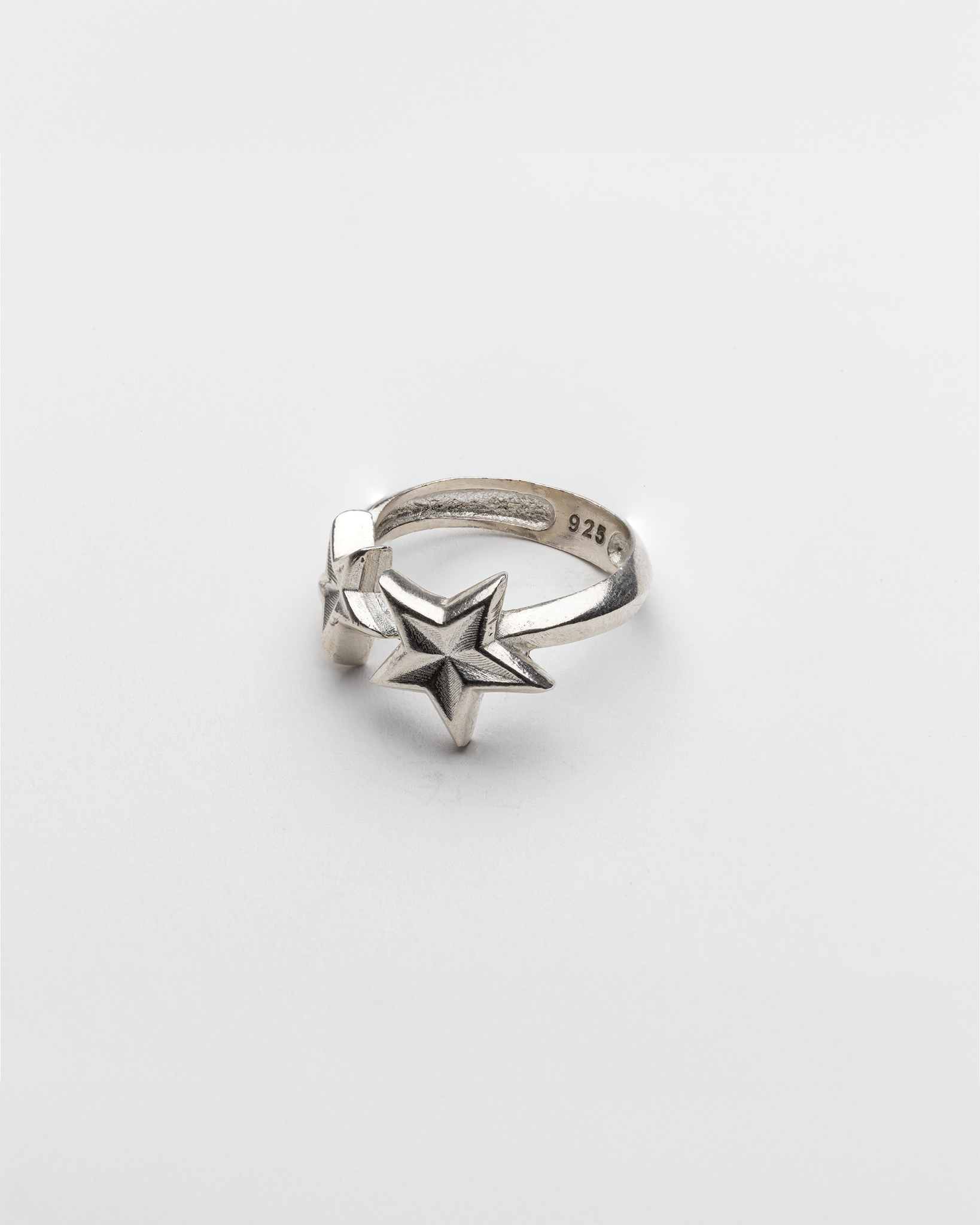 SWEEPING STAR RING
